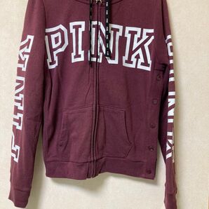 ジップパーカー