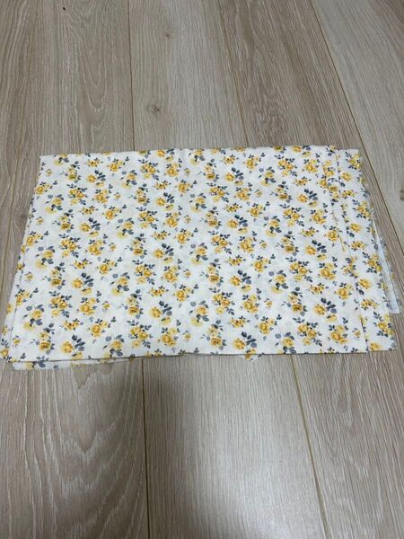 シーチング生地 約140×90cm はぎれ 布