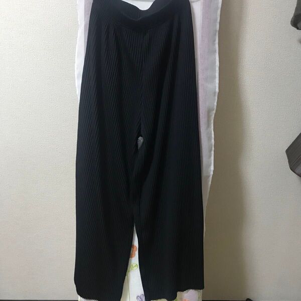 ワイドパンツ プリーツパンツ