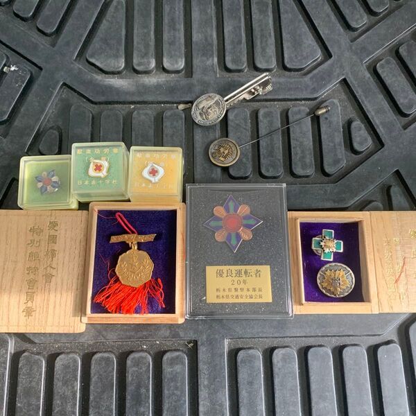 勲章 徽章 バッジ 当時物