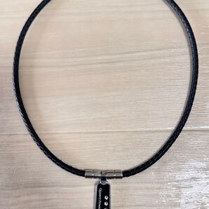 期間限定価格【クライス】QUANTZ POWER 磁気ネックレス 黒 レザー風