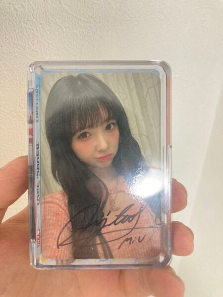 MADEIN(LIMELIGHT)メンバー伊藤美優直筆サイントレカ マシロやイェソ等の豪華特典付き!