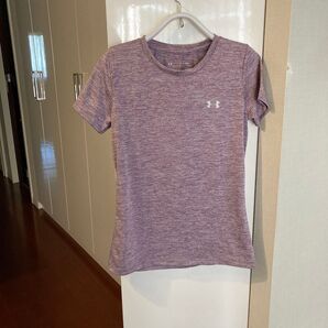 スポーツシャツ