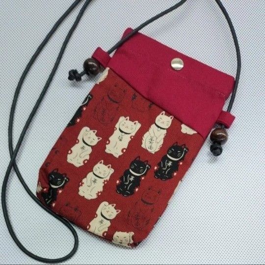 招き猫 スマホ 小物入れ ミニポシェット 和柄バッグ 和雑貨 祭りポシェット 祭りサコッシュ 浴衣バッグ ネコ まねきねこ