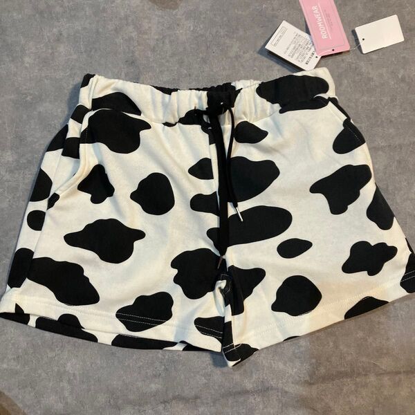ショートパンツ 牛柄 レディースM