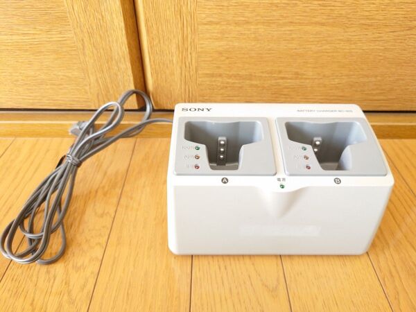 SONY BC-815 /ワイヤレスマイク バッテリー充電器 デュアルスロット