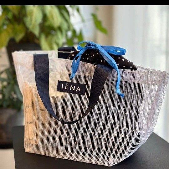 【お値下中☆】美品☆IENA メッシュエコバッグ ホワイト/ネイビー