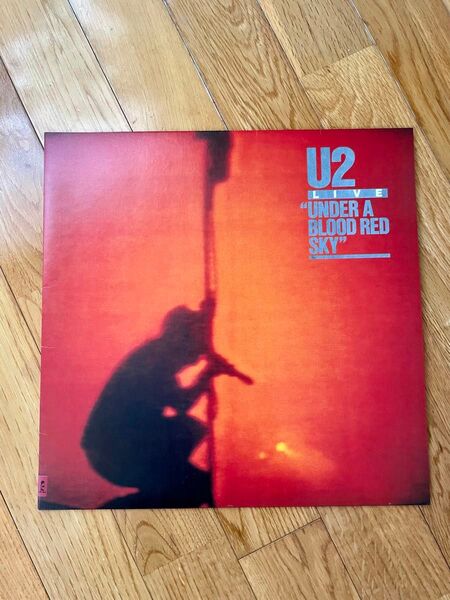 U2 Under a Blood Red Sky
