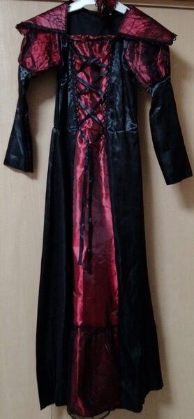 ハロウィン 子供 魔女 吸血鬼140サイズ