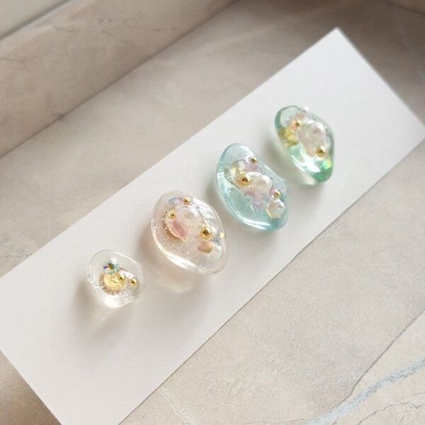 ◆ハンドメイド◆シーグラス◆ピアス◆三色セット◆ブルー◆グリーン◆小粒付き◆4点セット◆