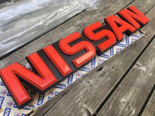 激レア！希少当時物！US 日産 ニッサン ダットサン トラック 720 輸出用 グリル エンブレム 4WD ダットラ 旧車 NISSAN DATSUN PICKUP 北米