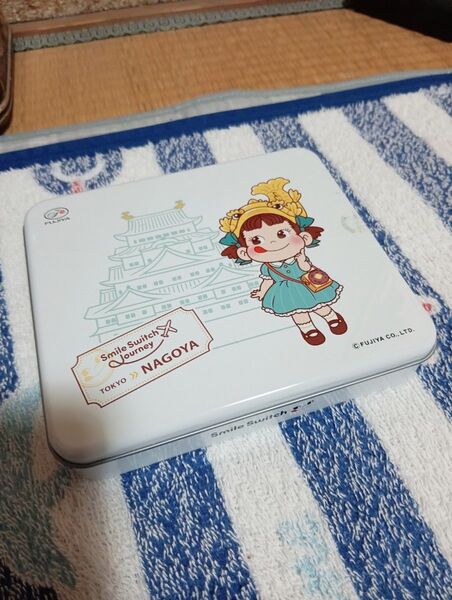 不二家ペコちゃん空き缶おまけ付き