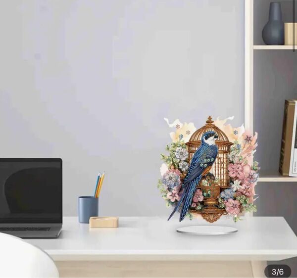 猛禽類の黒い鳥さんと金色の鳥かごのダイヤモンドビーズアート(完成品)期間限定セール中1880→1780円 10/25まで