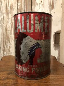 【送料込み】CALUMET 缶 特大 カン tin 1960年代 ヴィンテージ ネイティブアメリカン US アンティーク ビンテージ 店舗什器 インディアン