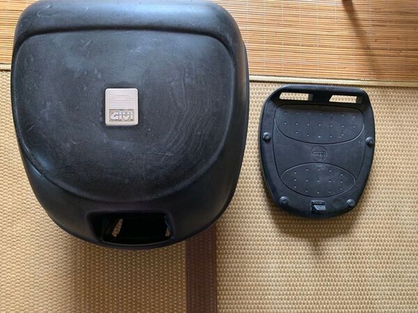 GIVIケース