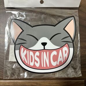 KIDS IN CAR 車 ステッカー 猫 キッズインカー 車 ステッカー 猫 マグネット式 マグネット 取り外し可能