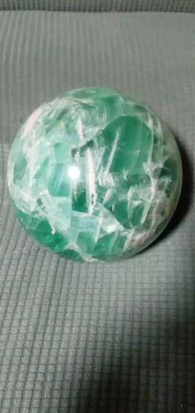 天然石【翡翠】宝石店展示品【値打ちの分かる方にお譲り致します。】特別価格50万→29万9千円〓値下げ