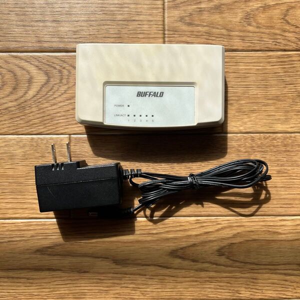 BUFFALO LSW3-TX-5EPL 5ポート スイッチングハブ ジャンク品