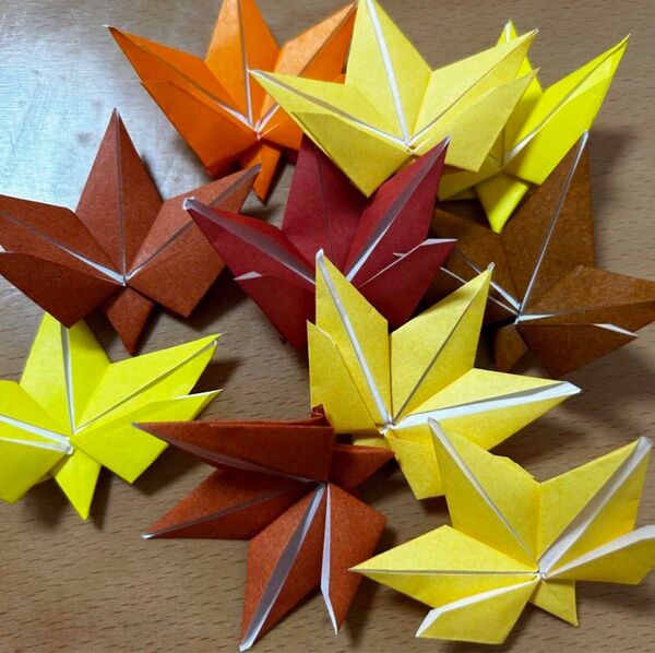 もみじ 10枚 紅葉 枯葉 落ち葉 折り紙 壁面飾り ハンドメイド 夏 秋 秋祭り 夏祭り 8月 9月 10月