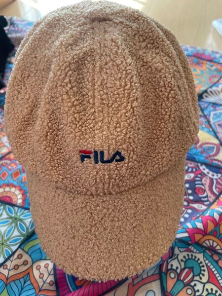 FILA ベージュ ボア ベースボールキャップ 調整可能フィラ