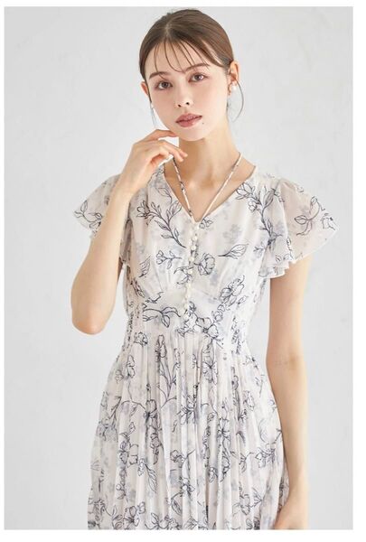 新品 パール付きネックリボンプリーツワンピース tocco closet