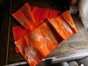 日本　着物KIMONO090153 31x355cm オレンジ　JAPAN はぎれ　宅配KIMONO 帯 OBI Made in japan woven 日本製