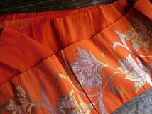 日本　着物KIMONO090153 31x355cm オレンジ　JAPAN はぎれ　宅配KIMONO 帯 OBI Made in japan woven 日本製_画像3