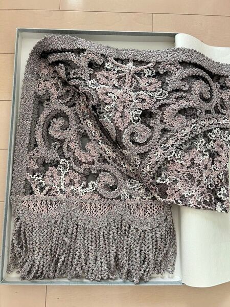 本場奄美大島 無月の刺繍泥染 ショールレースストール グレー ピンク フリンジ付き