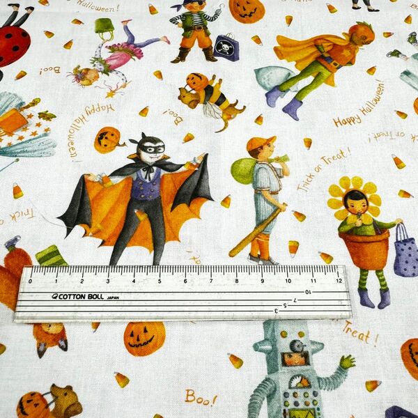 USAプリント ハロウィン ロバートカフマン プリント 生地 ホワイト 50cm