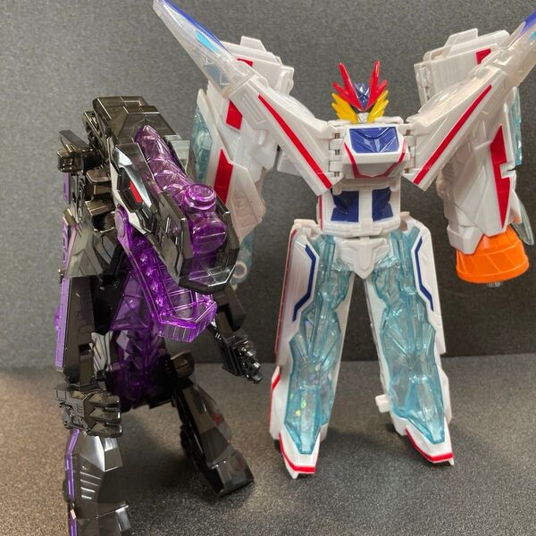 魔進戦隊キラメイジャー キラメイジャーロボシリーズ02 魔進合体 DX キングエクスプレスセット