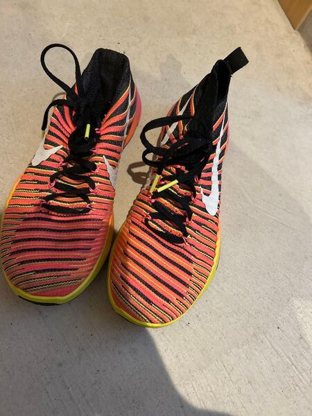 ナイキ NIKE スニーカー FREE TRAIN FORCE FLYKNIT 27 ランニング