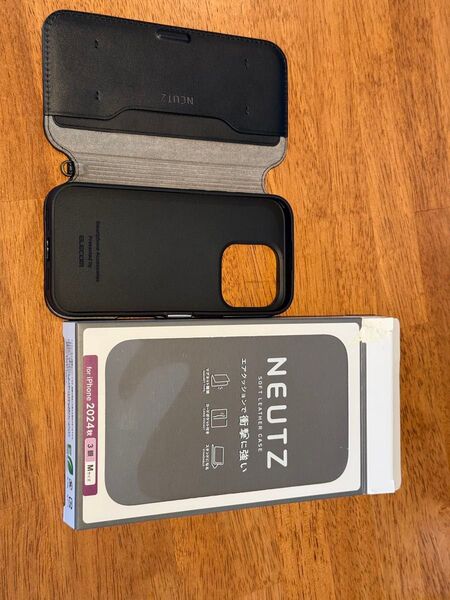エレコム PM-A24CPLFY2BK iPhone 16 Pro NEUTZ ソフトレザーケース 磁石付 iPhoneケース