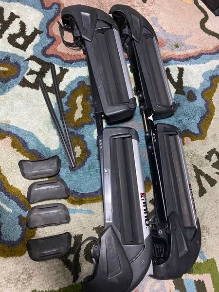 inno RH728 デュアルアングル ルーフレール用 プラド等に中古 スノーボードキャリア スキー
