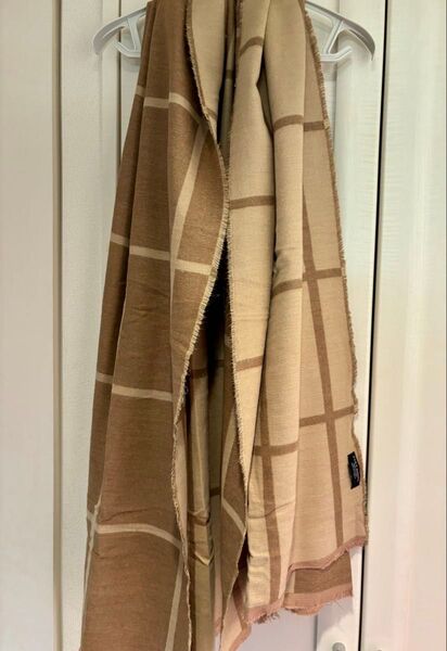 Zara ブランケット スカーフ