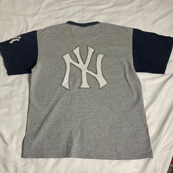 NEW YORK Yankees【ニューヨーク ヤンキース】MLB 野球 00s Tシャツ