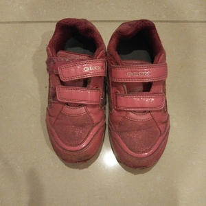 Geox Geox кроссовки обувь обувь детская детская магическая лента взлететь и легкий боковой блеск блеск розовый цвет 27 18㎝