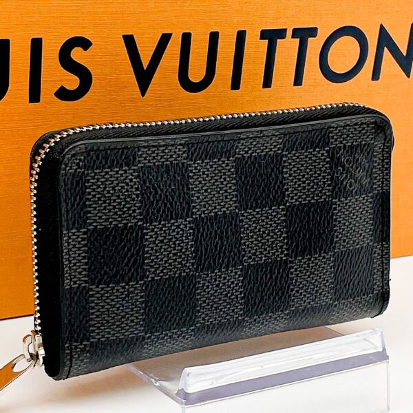 【極美品】ルイヴィトン LOUIS VUITTON ダミエグラフィット ジッピーコインパース 小銭入れ ラウンドファスナー