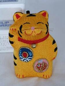 Art hand Auction A lucky cat ornament craft of the tiger and the year's man and woman. A must-have for connoisseurs., Handmade items, interior, miscellaneous goods, ornament, object