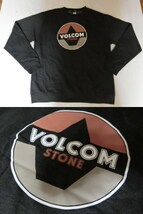 USA購入 人気ボーダー系ブランド【VOLCOM】 ボルコム 裏起毛タイプ 【VOLCOM STONE】プリント スウェットトレーナーUS Sサイズ新品未使用_画像2