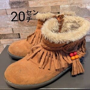 ショートブーツ