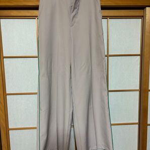 サイドラインパンツ ベージュ