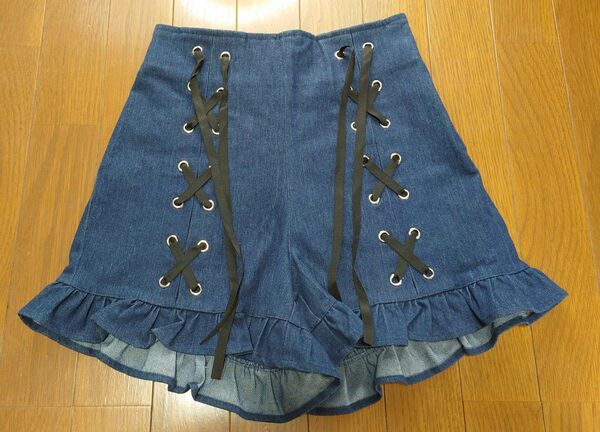 ハニーシナモン レースアップ デニム ショートパンツ