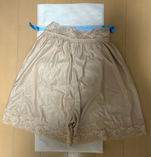 bridal bloom フレアパンツ ヒップ83〜100