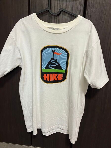 Tシャツ
