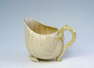 　 Belleek　=　Old-L-大Creamer　　=　Cream-Shell+　= (1級品)　