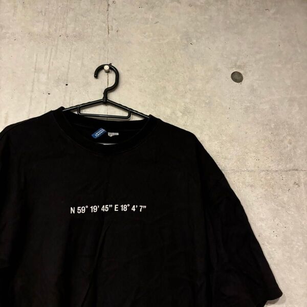 Tシャツ ブラック