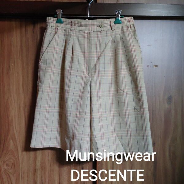 DESCENTEのMunsingwearゴルフウェア「ハーフパンツ」S