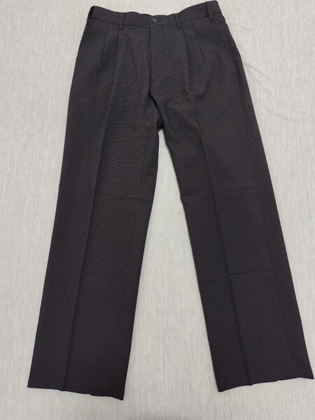 送料込み☆美品☆【PGA TOUR】ピージーエー パンツ サイズ79 Mサイズ相当 黒 ブラック ストライプ ゴルフウェア GOLF スラックス 長ズボン