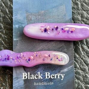 個性派ヘアアクセサリー2本セット⑧〔BlackBerry by ema〕 ヘアクリップ 紫 パープル 花柄