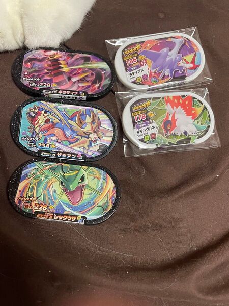ポケモンメザスタ レックウザ ギラティナ ザシアン スーパースター レックウザのみ傷あり その他は初心者目ではありません。